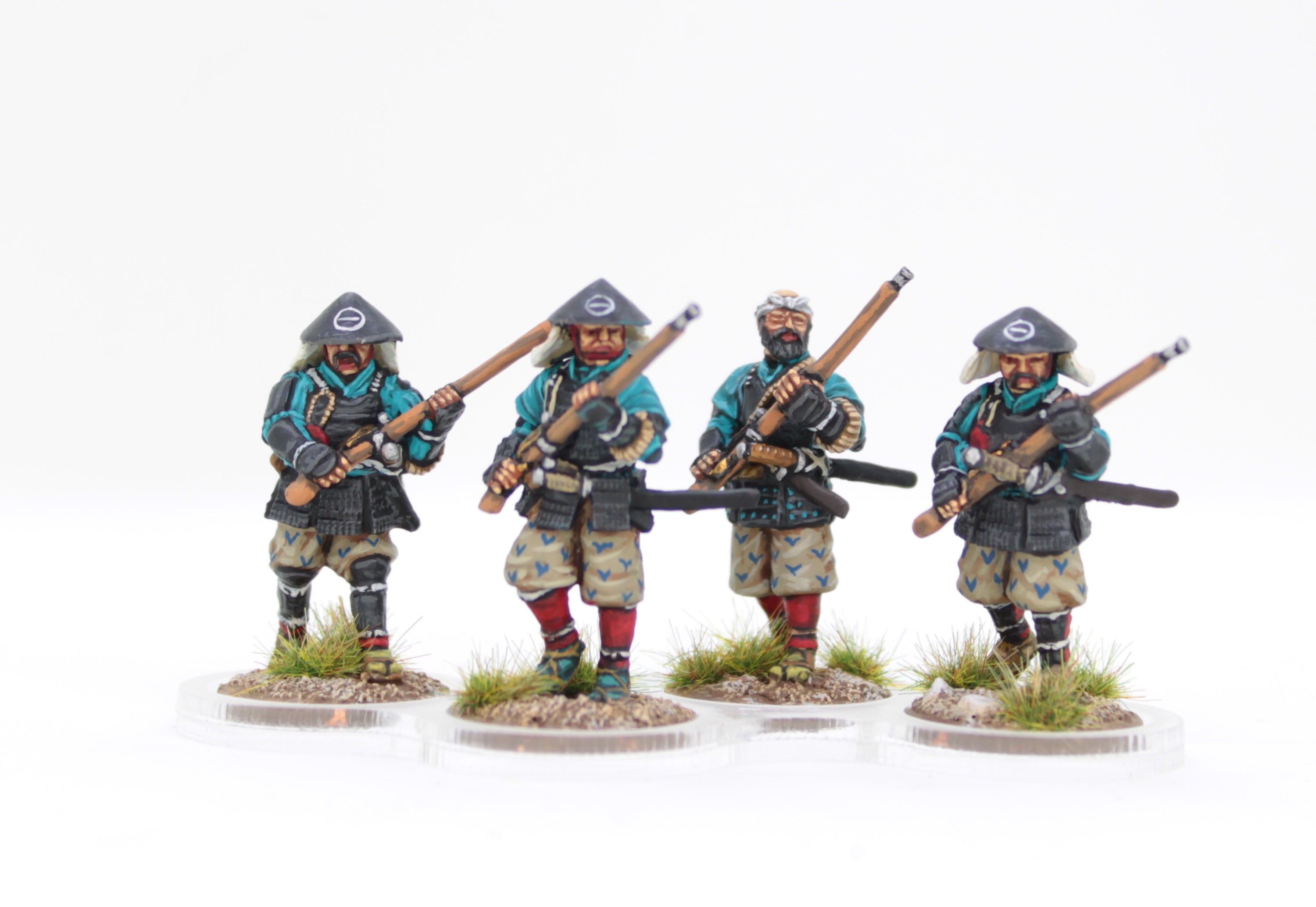 ASH 06. Ashigaru teppo advancing – Steel Fist Miniatures